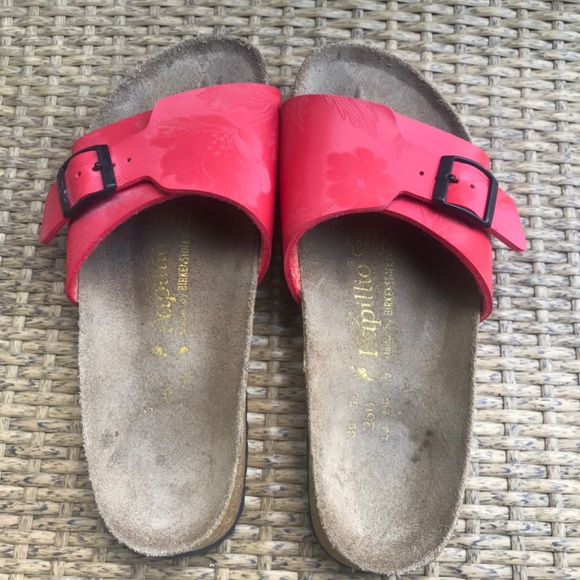 Women’s Birkenstock Slides- Size 39 Red - Picture 2 of 6